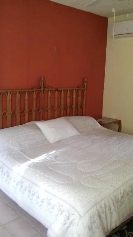 Bed & Breakfast La Casa Naranja Cancún